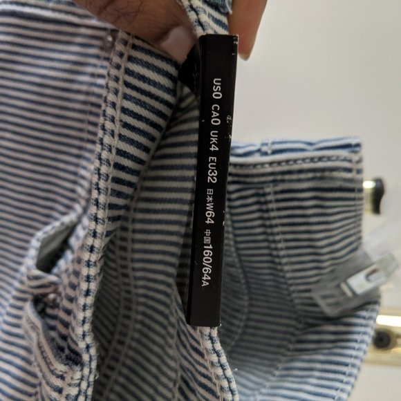 Striped Boyfriend Shorts - Picture 4 of 6